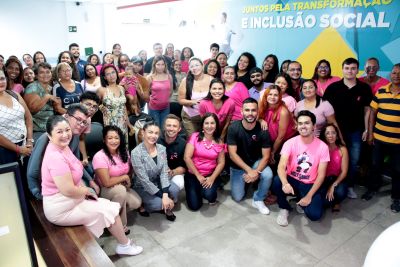notícia: CIP promove ação do Outubro Rosa com cuidados, informação e autoestima para mulheres de Ananindeua