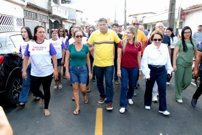 notícia: Prefeitura de Ananindeua entrega três novas vias pavimentadas no bairro do Paar