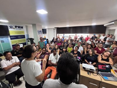 notícia: Prefeitura de Ananindeua promove oficina gratuita de Marketing Digital para feirantes do Complexo do 8