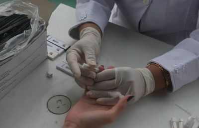 notícia: Ação de saúde reforça prevenção e cuidado contra HIV/AIDS em Ananindeua