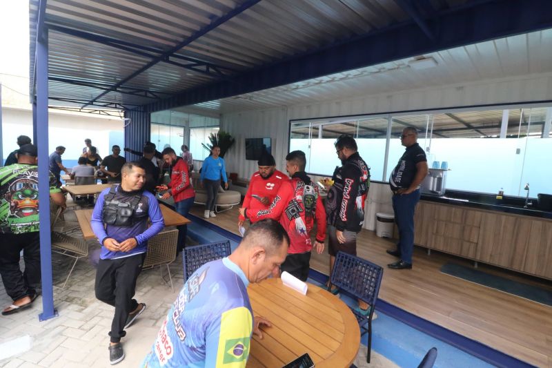 Inauguração do Pit Stop na rua do Fio esquina com Av Nonato Sanova