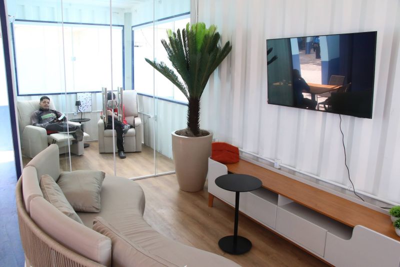 Inauguração do Pit Stop na rua do Fio esquina com Av Nonato Sanova