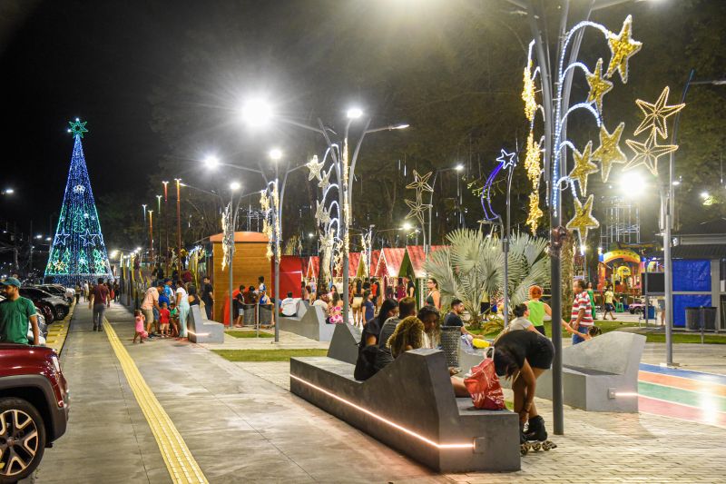 imagens Natalinas do parque do 8 na Cidade Nova Vlll
