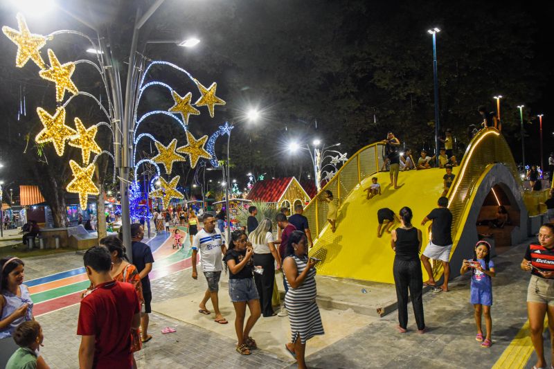 imagens Natalinas do parque do 8 na Cidade Nova Vlll