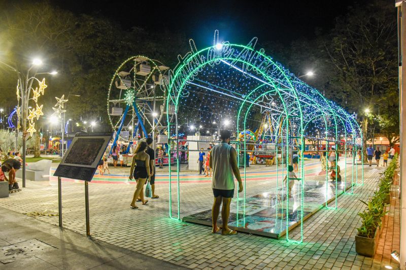 imagens Natalinas do parque do 8 na Cidade Nova Vlll