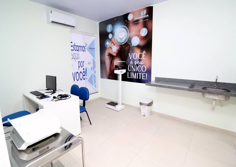 Inauguração da Clínica Saúde da Família Floresta Park na rua dos Ipês