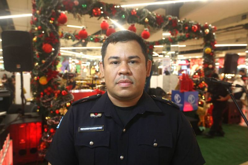 Apresentação do Coral Anjos da Guarda no Shopping Metrópole