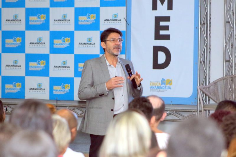 Certificação de Gestores da Educação no auditório da SEMED