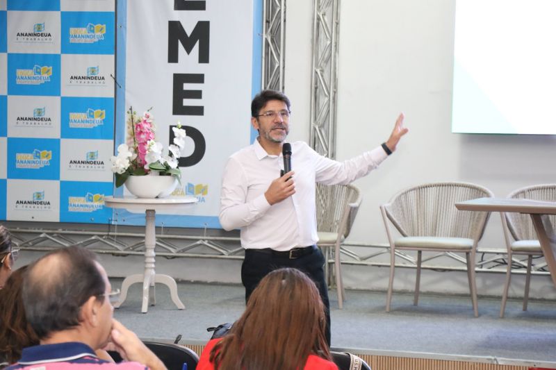 Certificação de Gestores da Educação no auditório da SEMED