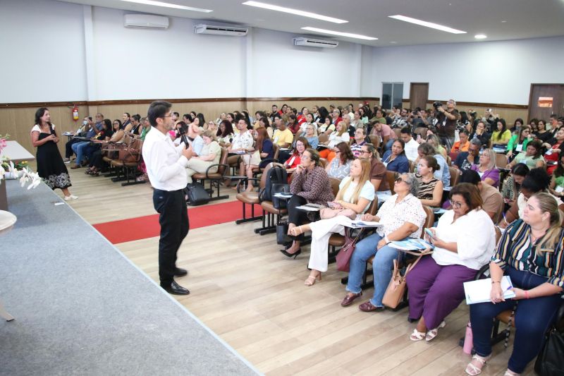 Certificação de Gestores da Educação no auditório da SEMED
