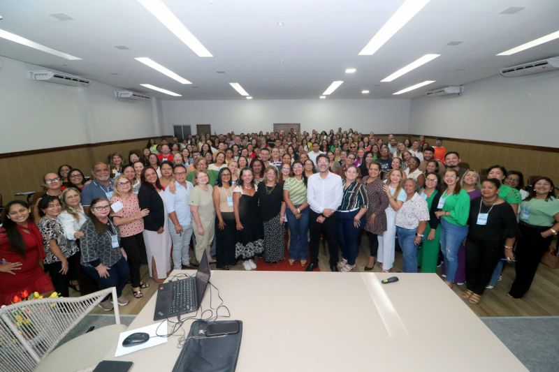 Certificação de Gestores da Educação no auditório da SEMED