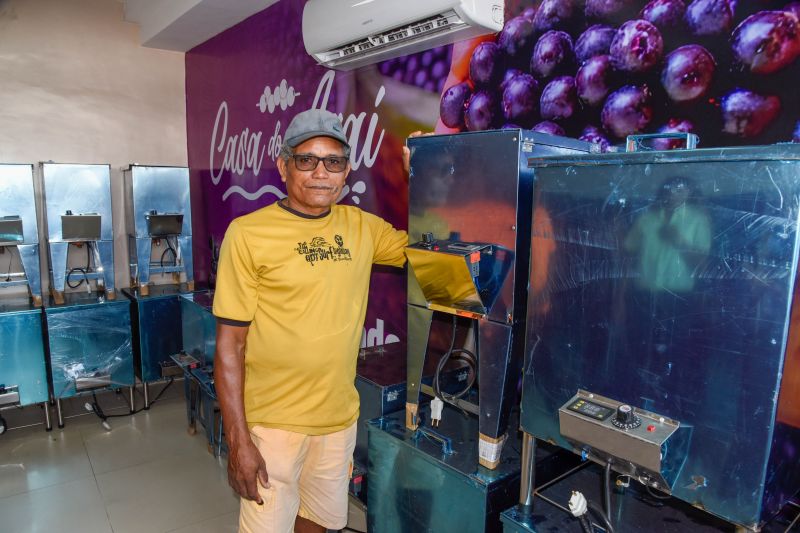 Entrega de branqueamento de açaí na Casa do Açaí