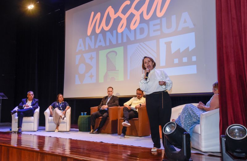 PPP Educação Infantil no Teatro Municipal de Ananindeua