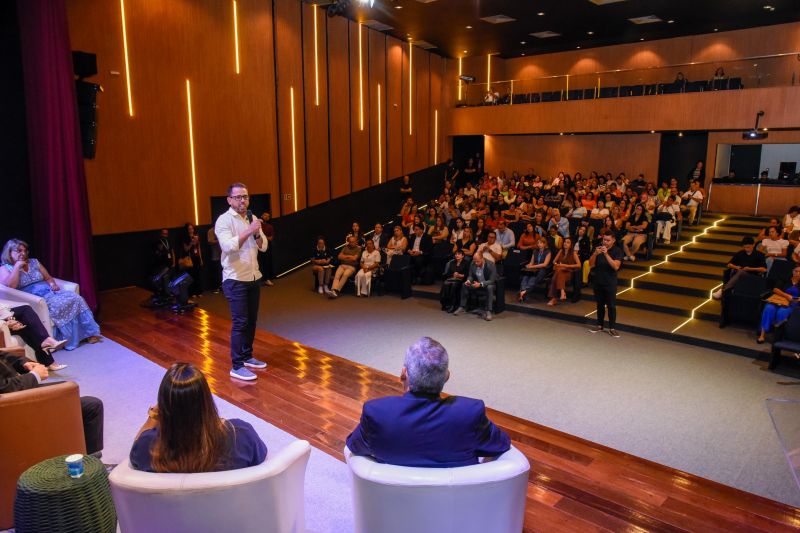 PPP Educação Infantil no Teatro Municipal de Ananindeua