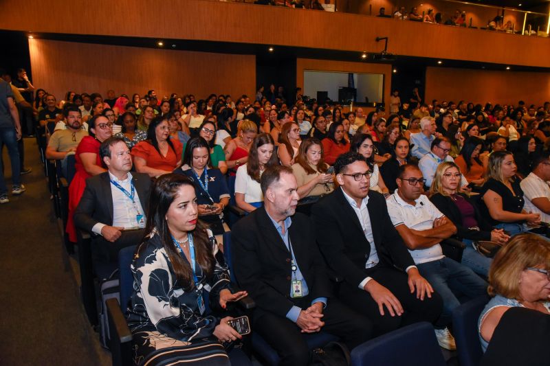PPP Educação Infantil no Teatro Municipal de Ananindeua