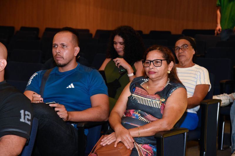 Trade de Turismo de Ananindeua no teatro municipal