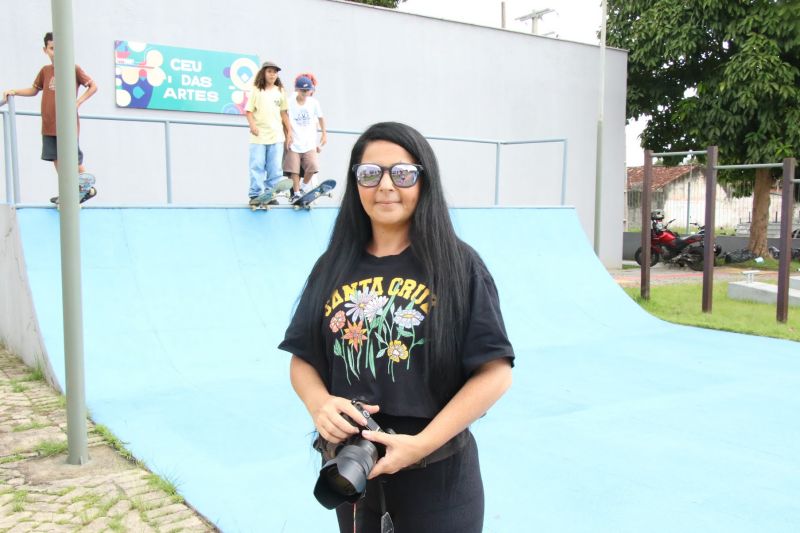 Café com skate edição especial em comemoração do dia Internacional da mulher e melhores do ano no Céu das Artes

