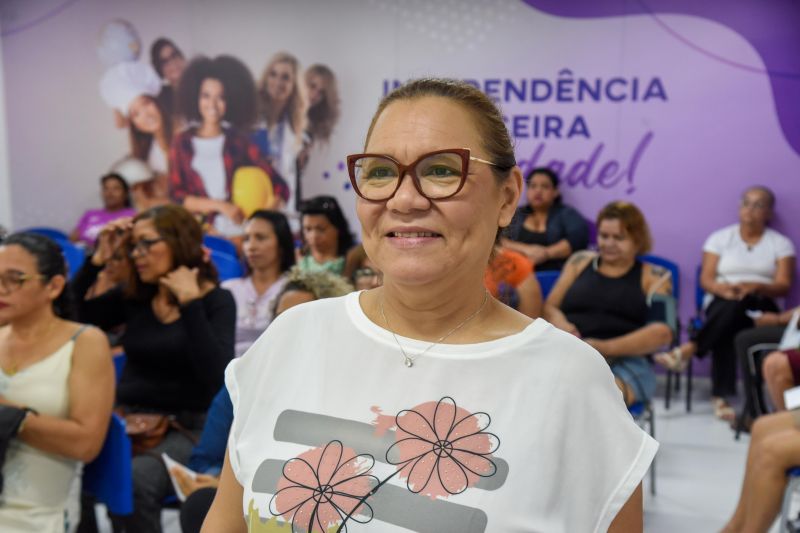 Curso de confeitaria para mulheres na Casa da Mulher Brasileira