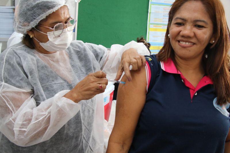 Campanha de vacinação dos servidores da educação na SEMED