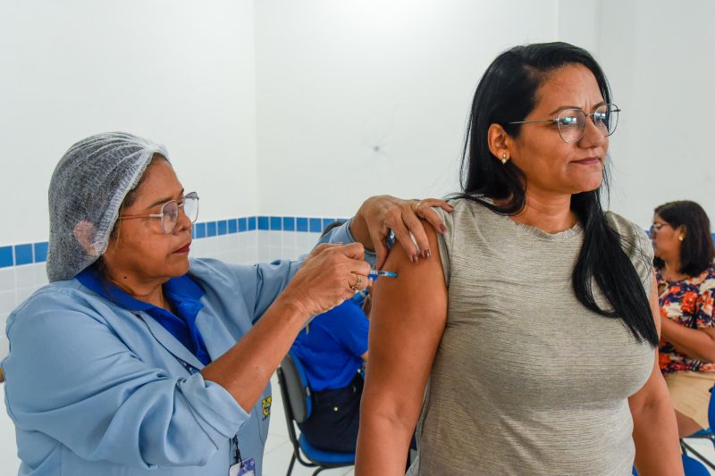 Encerramento da campanha de vacinação na EMEF João Paulo Il na Cidade Nova