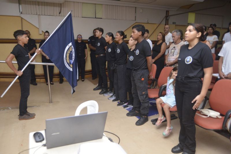 Aula inaugural do Projeto Anjos da Guarda no auditório Unama Ananindeua