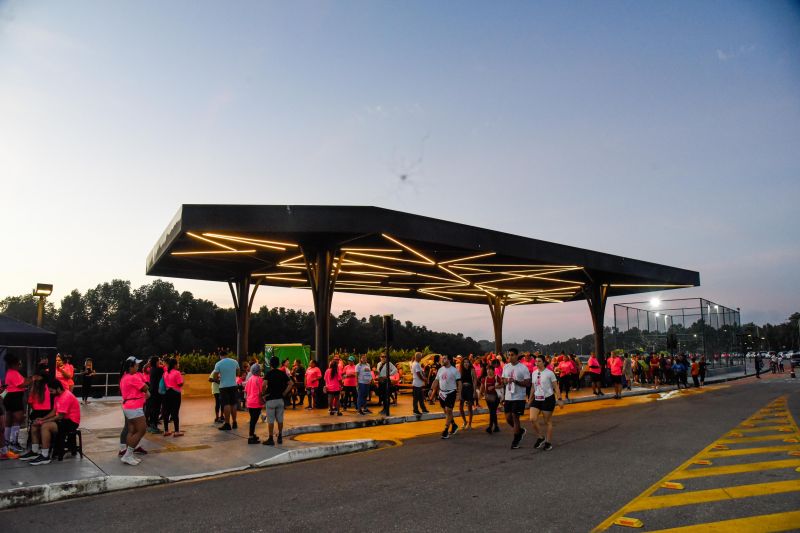 ll Corrida das Mulheres com usuários dos CRAS na Orla de Ananindeua