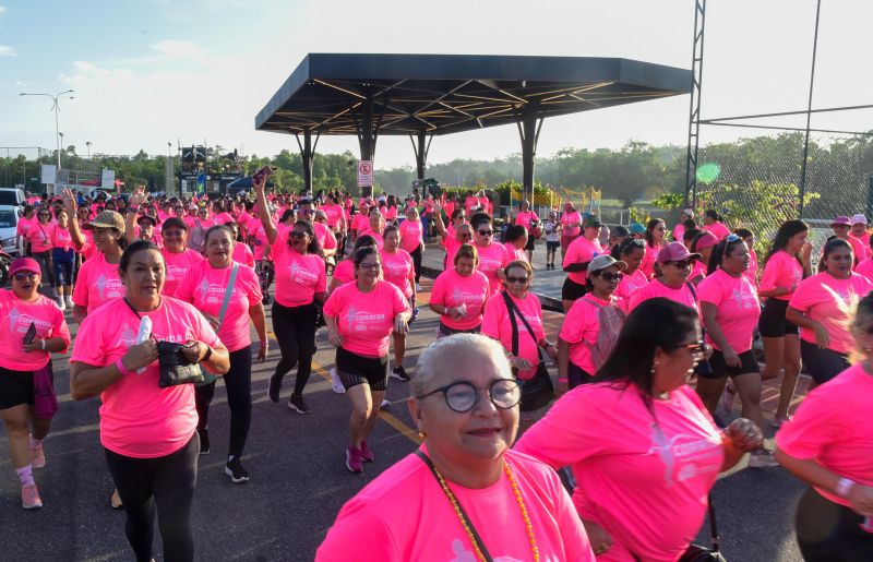 ll Corrida das Mulheres com usuários dos CRAS na Orla de Ananindeua