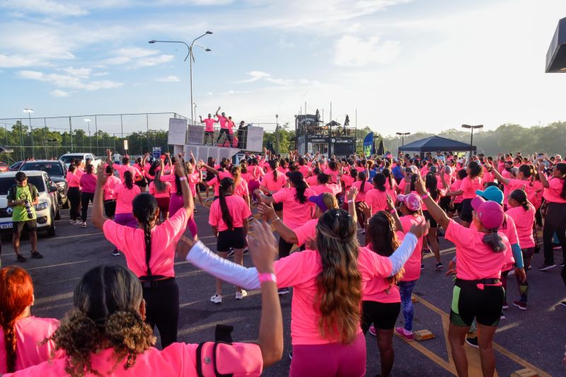 ll Corrida das Mulheres com usuários dos CRAS na Orla de Ananindeua