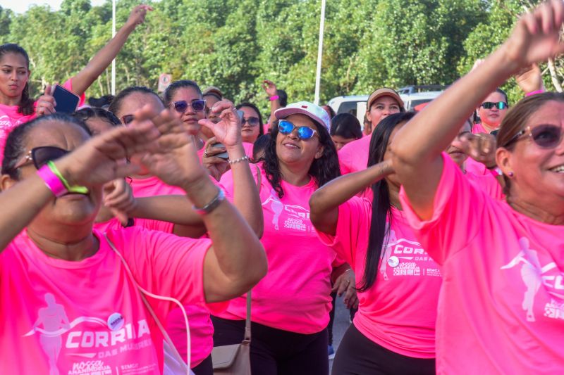 ll Corrida das Mulheres com usuários dos CRAS na Orla de Ananindeua