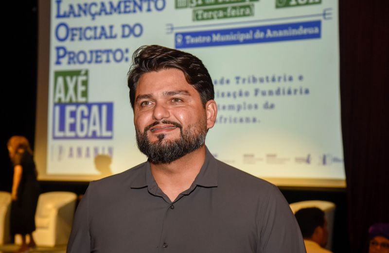Lançamento do Projeto Axé Ananin Legal no teatro municipal