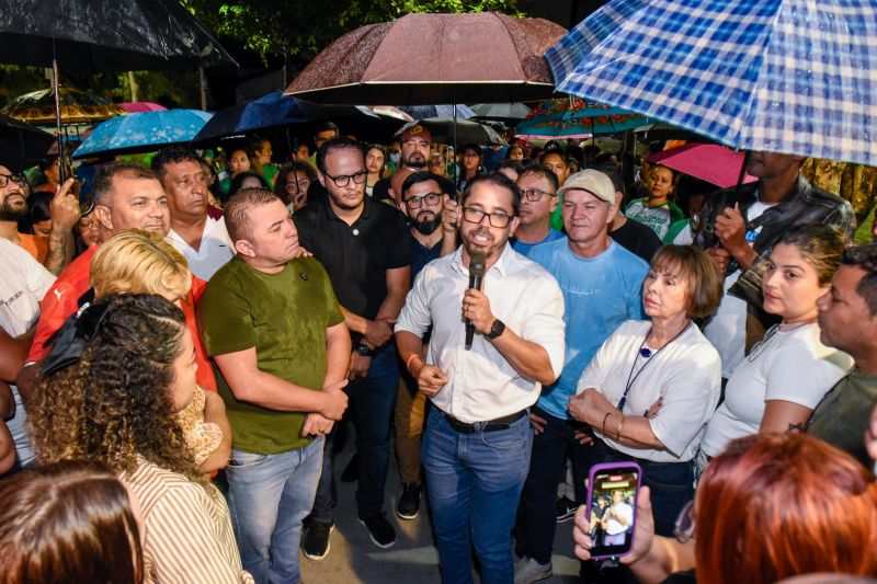 Inauguração da praça Eliana Aranha no conj Geraldo Palmeira no Distrito Industrial