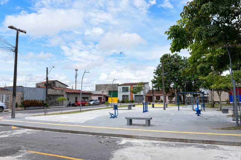 Praça Eliana Aranha no conj Geraldo Palmeira bairro Distrito Industrial