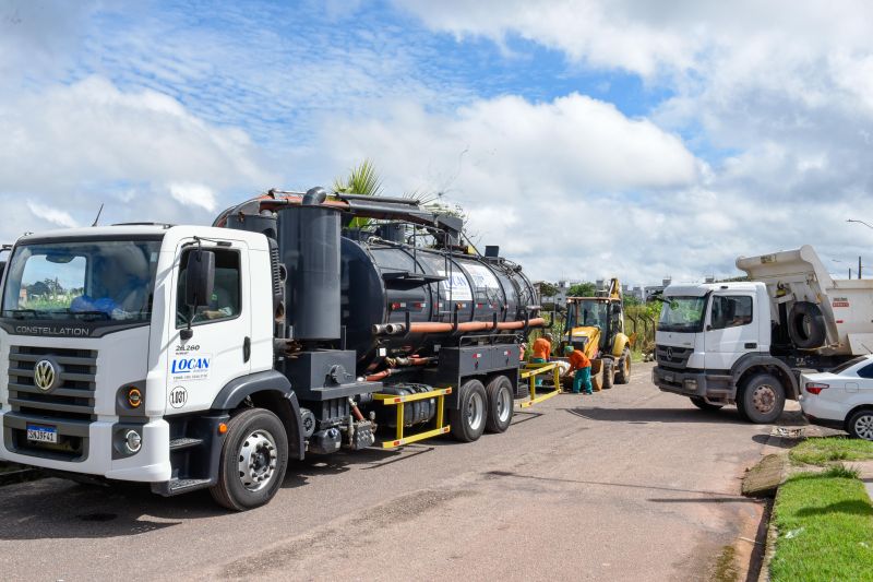 Mutirão da limpeza na comunidade Novo Cristo no Icuí