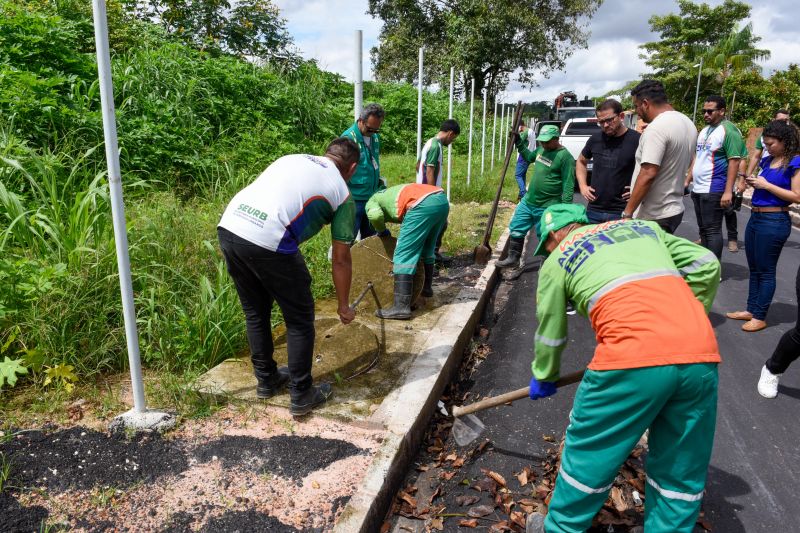 Mutirão da limpeza na comunidade Novo Cristo no Icuí