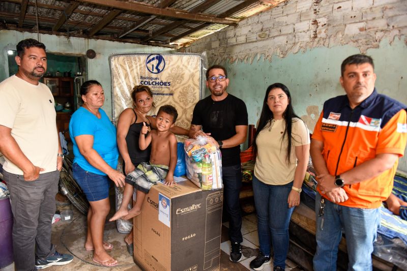 Apoio da Defesa Civil na comunidade Novo Cristo no Icuí