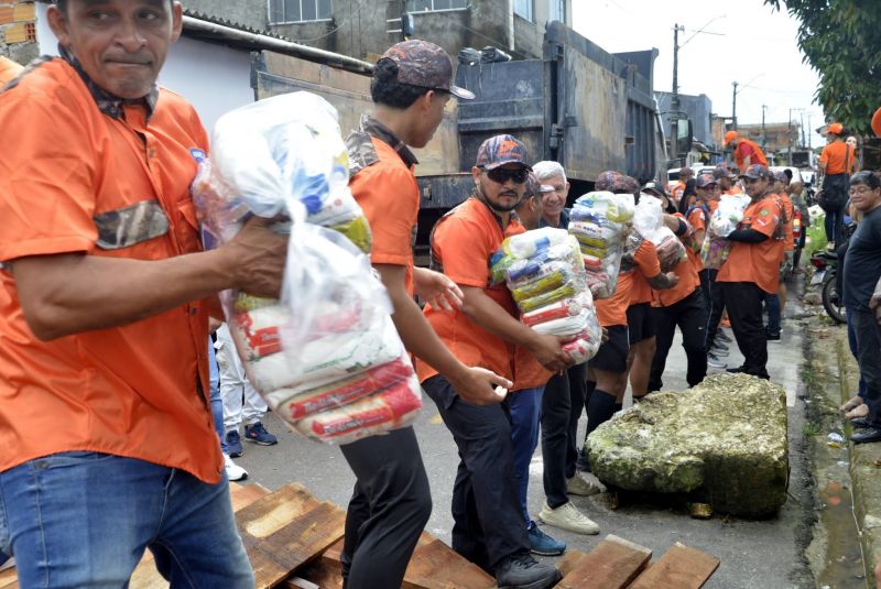 Entrega de apoio Alimentar nas áreas atingidas pelas chuvas