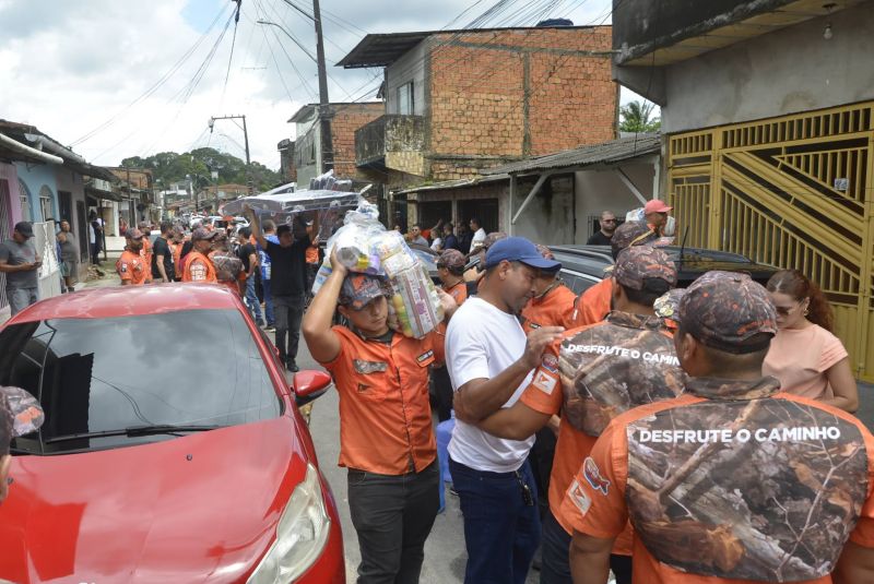 Entrega de apoio Alimentar nas áreas atingidas pelas chuvas