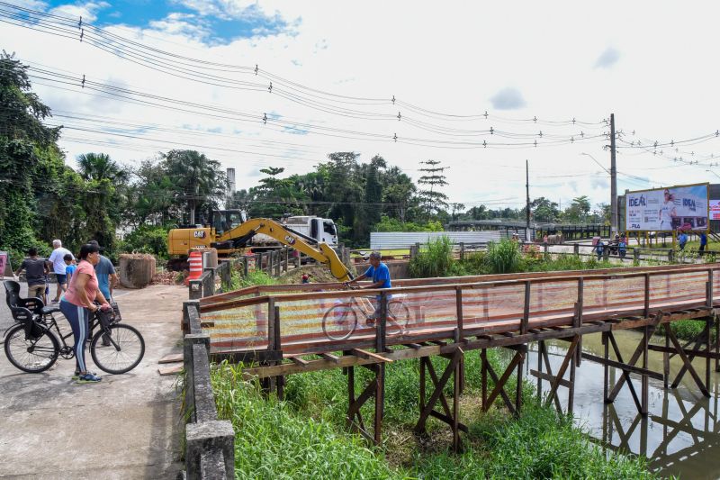 Início da obra da ponte do canal do Maguariaçu