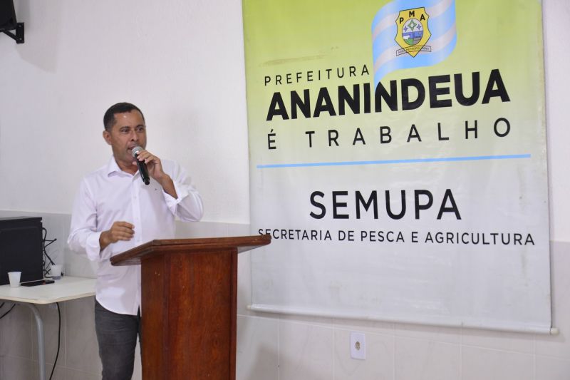 1° Seminário de Avicultura Familiar de Ananindeua na escola João Paulo Il