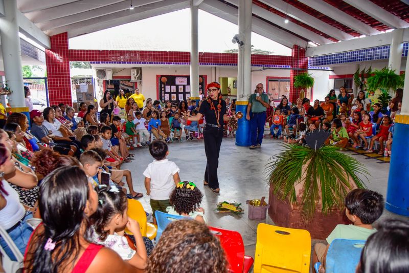 Roda de conversa com escritora Márcia Kambeba na CMREI Irmã Dulce em Águas Lindas
