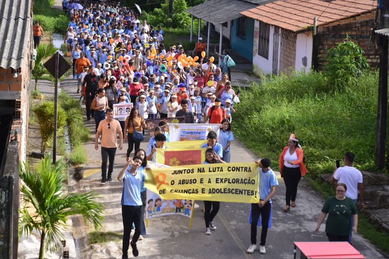 Caminhada de combate ao abuso e À Exploração Sexual de Crianças e Adolescentes na EMEF Maria Estelita