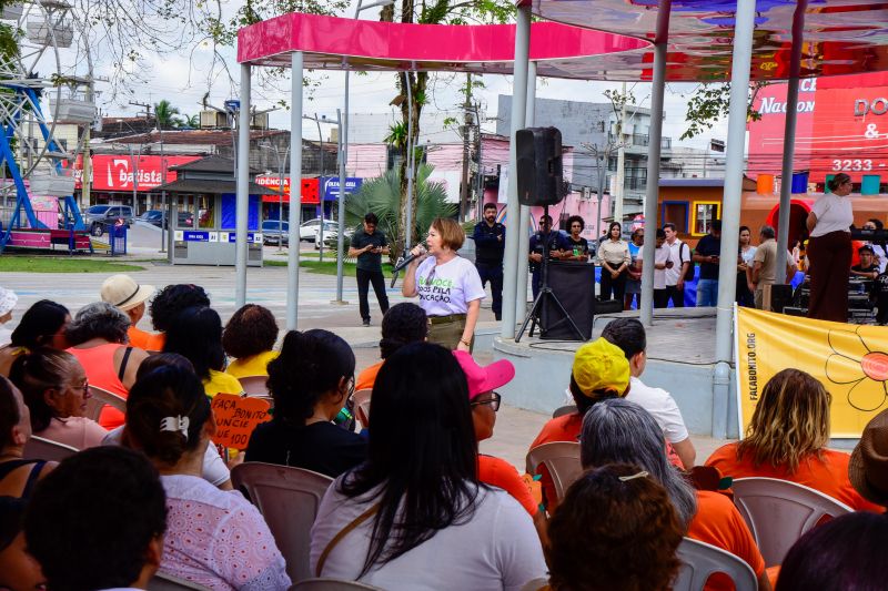 Ação Maio Laranja no complexo do Vlll