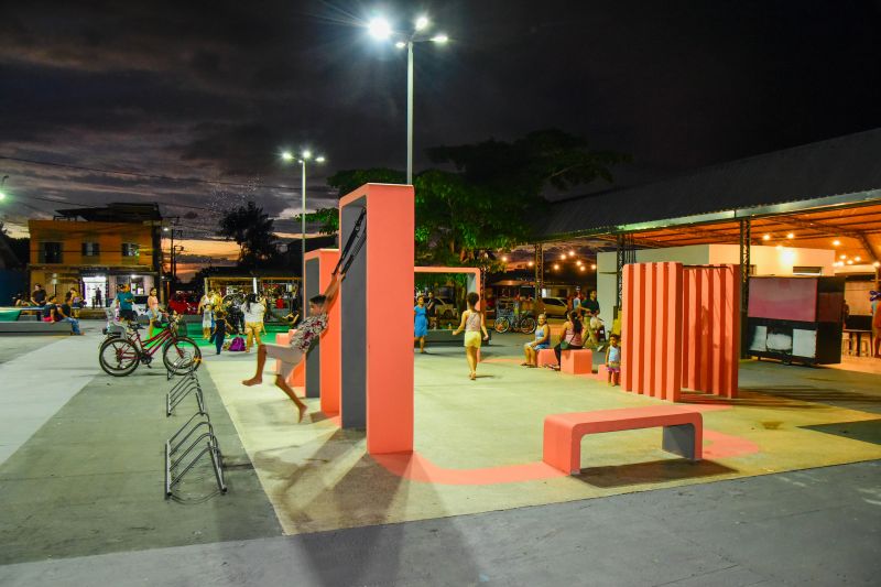 Inauguração da praça do conjunto Uirapuru no Icuí