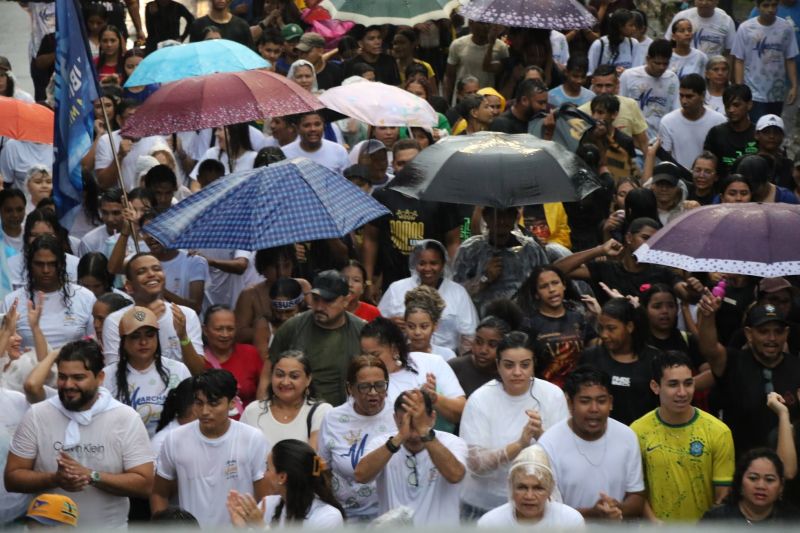 Marcha para Jesus da praça da Bíblia até Arterial 18