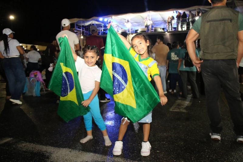 Marcha para Jesus da praça da Bíblia até Arterial 18