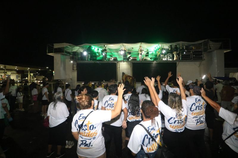 Marcha para Jesus da praça da Bíblia até Arterial 18