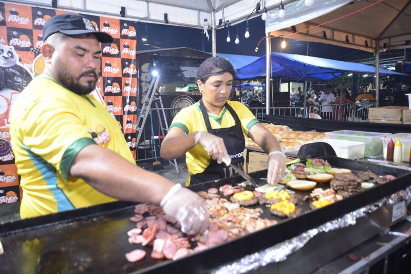2º Festival do Hambúrguer no Canteiro do PAAR