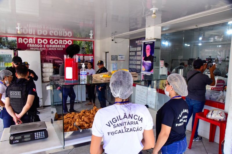 Ação MM nos pontos de açaí em Ananindeua