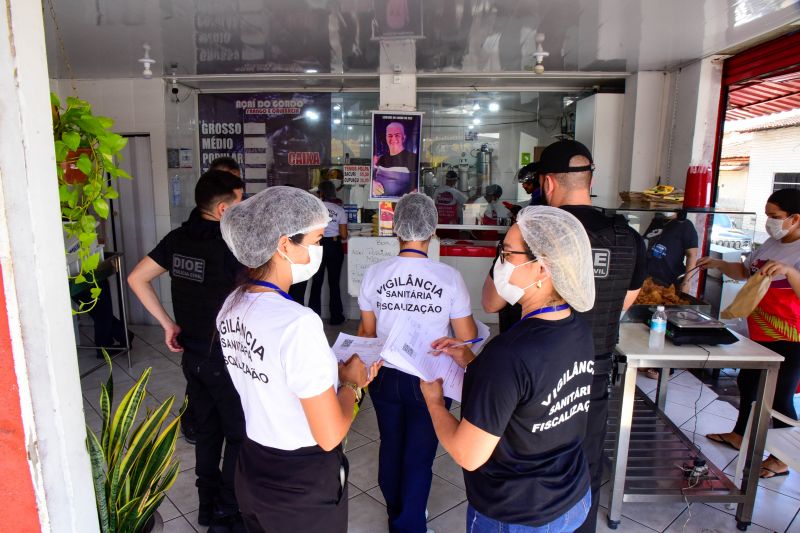 Ação MM nos pontos de açaí em Ananindeua