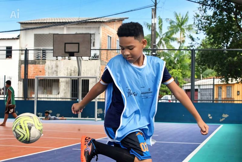 Projeto bom de bola bom de escola em Águas Lindas